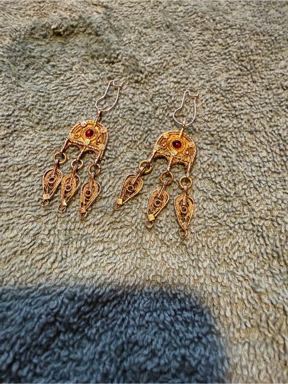 Vintage Filigree Gold Dangle Earrings with Red Stones